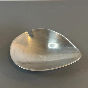 Vintage Authentic and Numbered Nambe Teardrop Bowl #723 Trinket