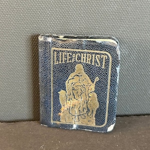 Vintage 1930s Mini Pocket Life of Christ Book - Antique Religious Collectible for Devoted Christians | Unique Etsy Find