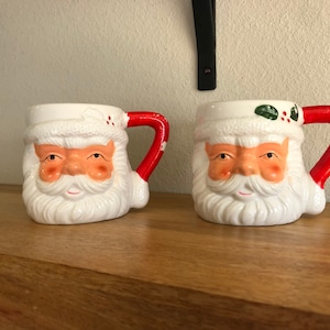 Set of 2 Vintage Santa Mugs, Christmas Mugs, Holiday Mugs, Vintage Santa