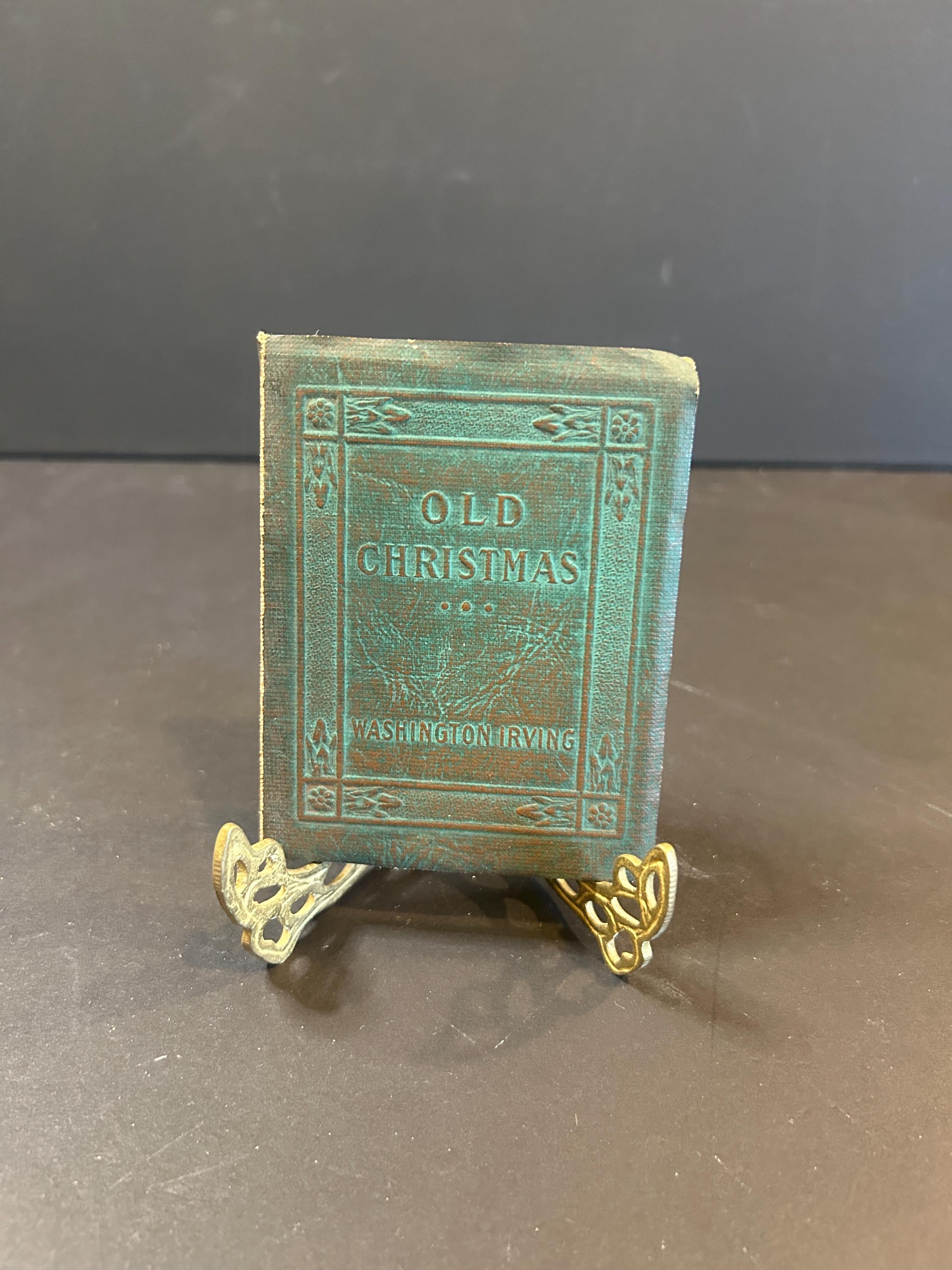 Vintage Little Leather Library “old Christmas” by Washington