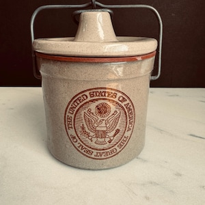 Vintage USA Crock with Lid & Metal Handle | Rustic Farmhouse Decor | American Stoneware Collectible | Primitive Kitchen Storage Jar