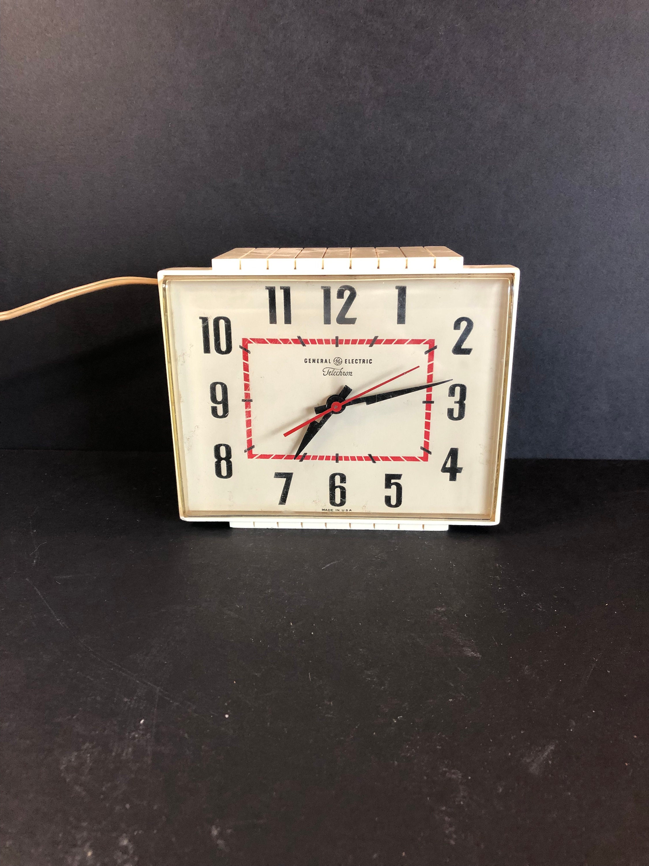 Vintage GE Telechron Alarm Clock: Mid-century Modern Brown