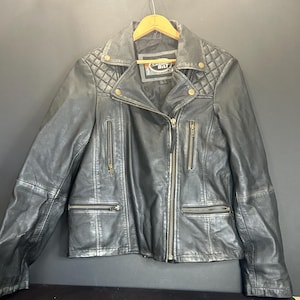 Blouson de moto en cuir vintage authentique par Custom Bilt pour femme, taille 6