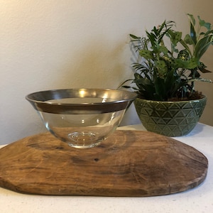 Rare Vintage Dorothy Thorpe Large Flared Bowl