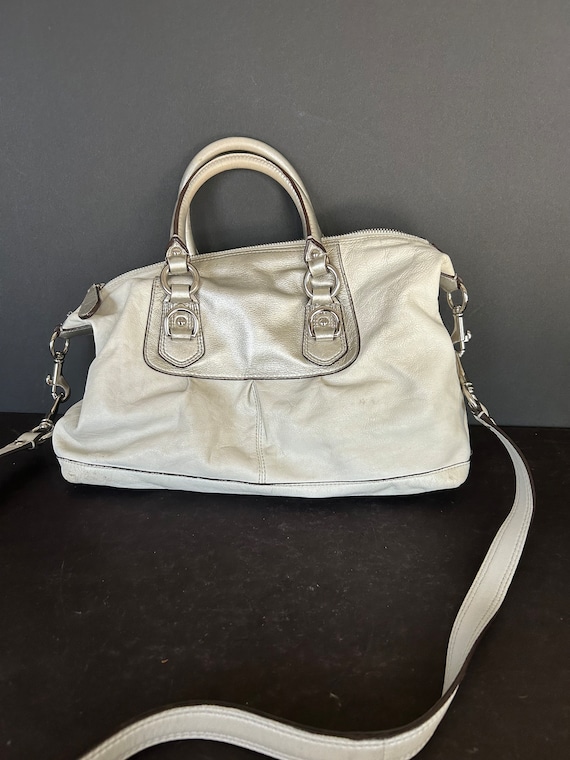 Authentic Vintage Coach White Gray Leather Purse Handbag Number L 1149F15445 With Pink Silk Interior Handles have Little Wear