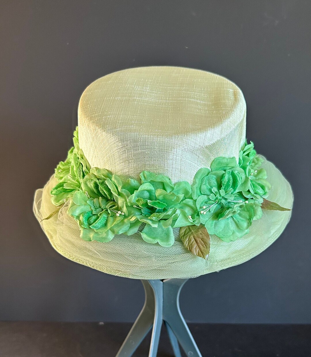 Cappello formale da donna vintage bellissimo primavera verde e avorio  Italia