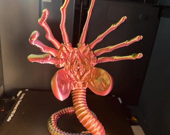 3D Printed Facehugger: Alien Xenomorph Prop (25cm)