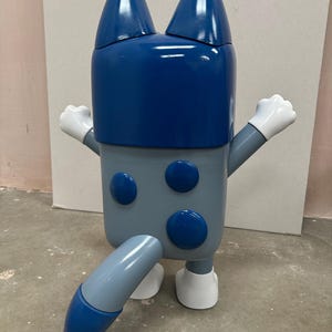 life size Bluey image 3