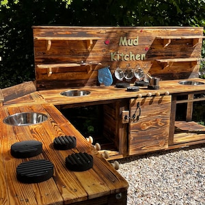 Mud kitchen, Play Kitchen