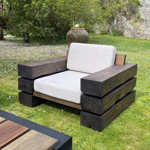 Geregenereerde buitenbank | Moderne stoel | Houten bank | Tuinstoel buiten | Eenzitter | Luxe stoel | Buitenbank