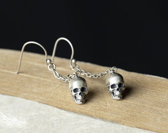 Pendientes de calavera de plata de ley hechos a mano: joyería punk