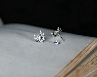 Sterling Spider Stud,Spider Web Stud Earrings,Goth Spider Earrings,Goth Earrings, Insect Silver Earrings,Gift Earring,Cute Trendy Earring