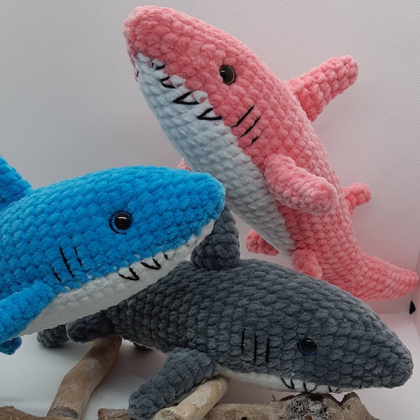 Gehäkelter Hai, der gehäkelte Hai Kai, Crochet Shark, Hai, Shark, flauschig, Amigurumi, Amigurumikuscheltier,  Plüschtier, handmade