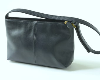 Black shoulder bag debenhams clearance