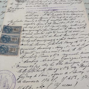 Antico manoscritto francese del 1911 con timbri o timbres fiscaux, documenti originali antichi dalla Francia, documenti storici