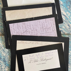 Pacote de cartas e envelopes franceses originais, manuscritos, com bordas pretas, 7 peças, Belle Époque, itens efêmeros de papel vintage da França
