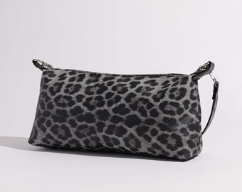 ☆Kashiko Leopard Print Shoulder Bag Blue Gray☆最低価格 Luxe North South Bag: Grey Leopard – Quilted Koala