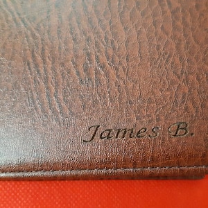 Porte cartes portefeuille personnalisé.