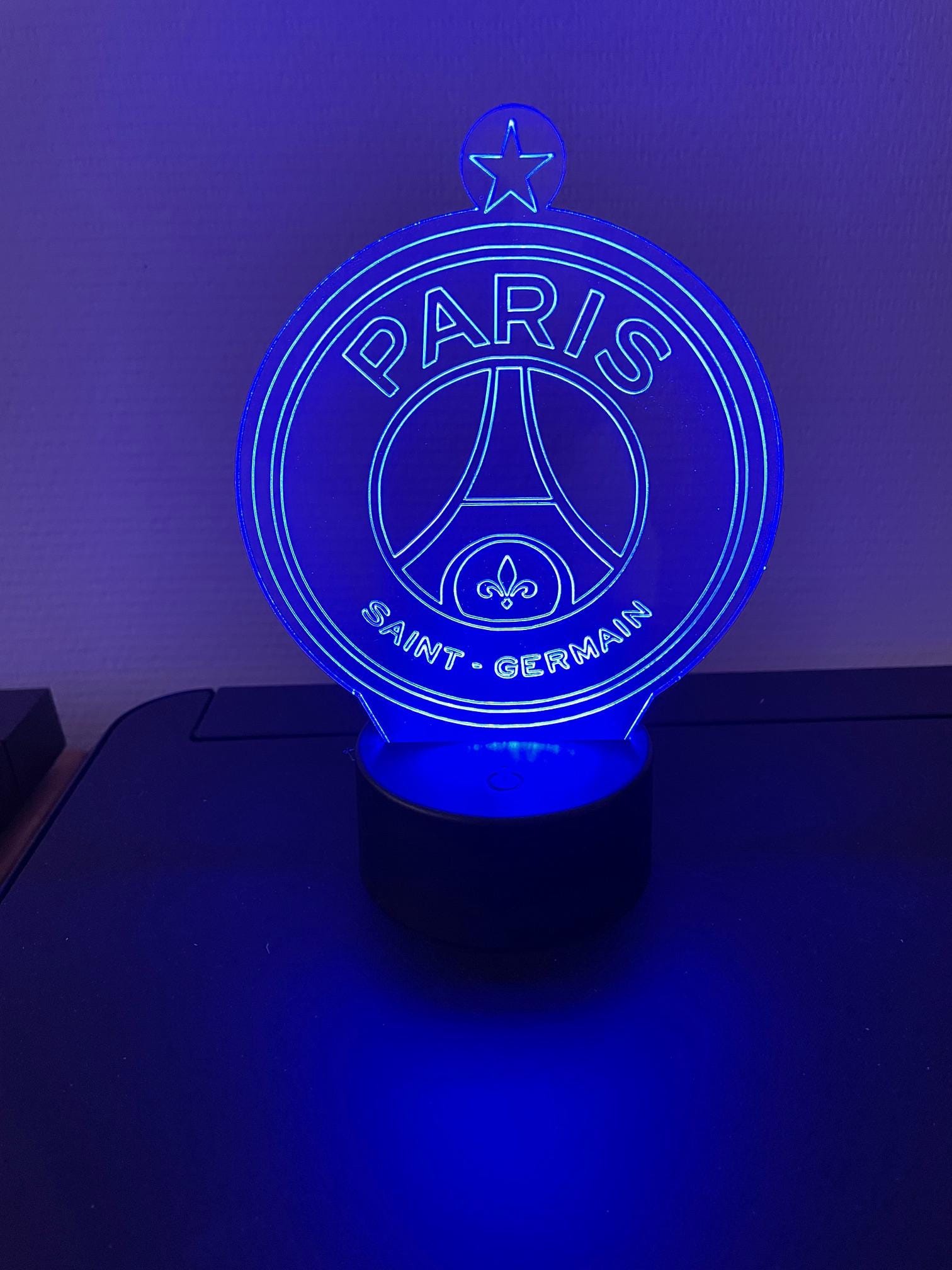 Lampe paris saint germain neuve - Décoration