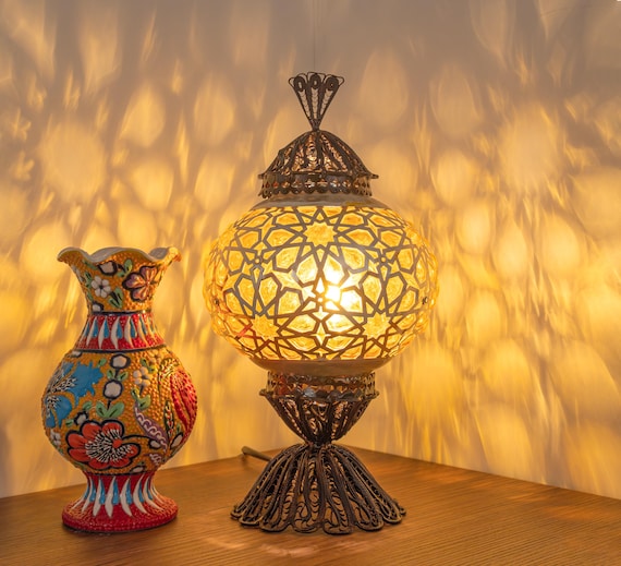黄色の手吹きガラス製トルコランプ - ボヘミアンスタイルの銅ランプ
