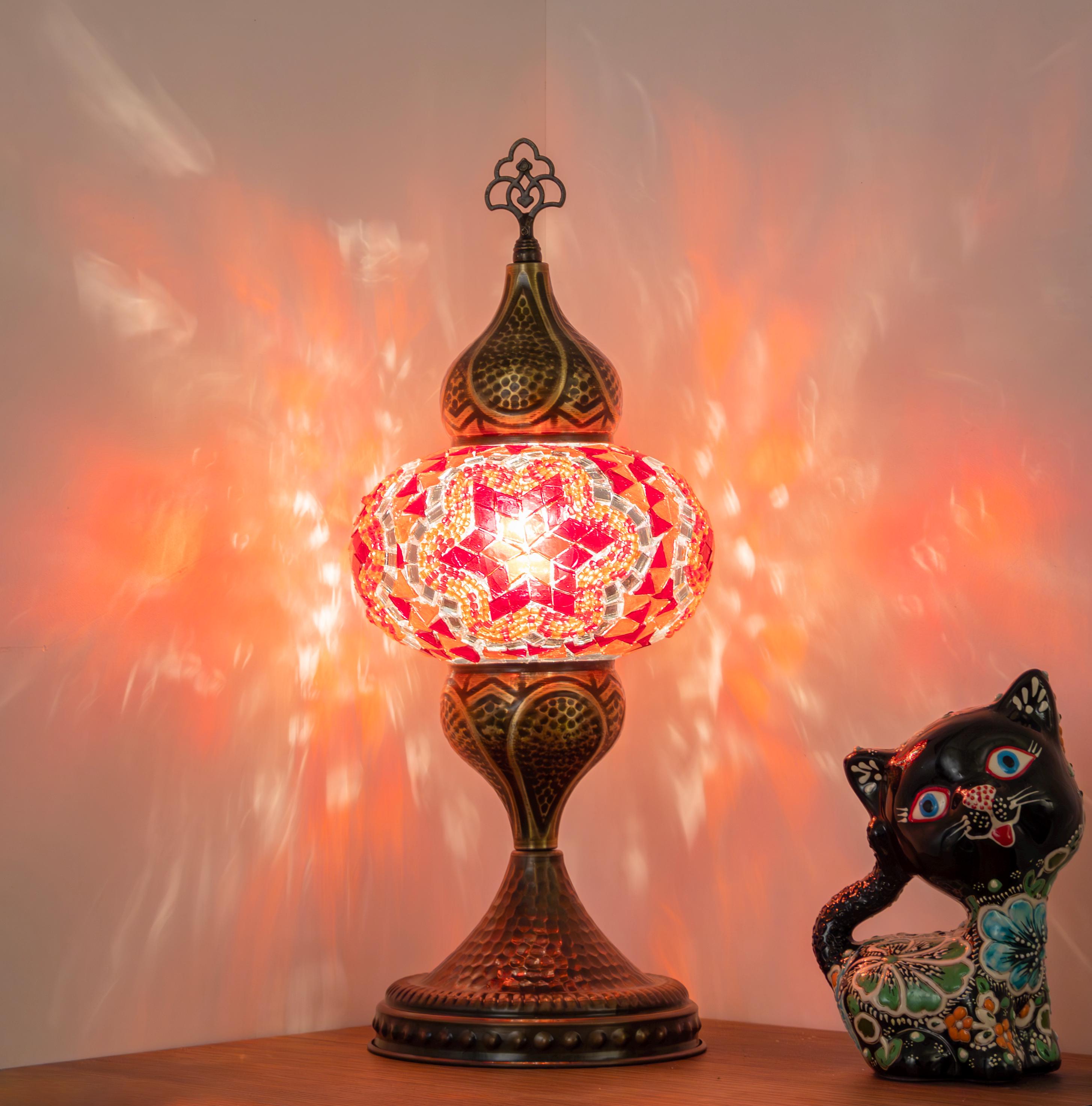 Handgefertigte türkische Mosaik Tischlampe - oranges und rotes Glas, Boho Messing Nachttisch oder Schreibtischlampe, perfektes zeitgenössisches Wohnkultur Geschenk