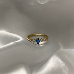 Marquise Blue Cut Ring l Statement Ring l Cubic Zirconia l Silver