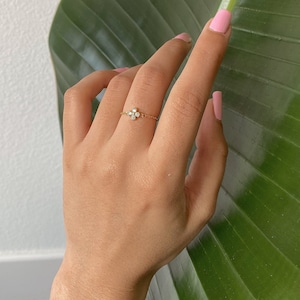Anillo de cadena de oro delicado - Anillo de cadena de flores