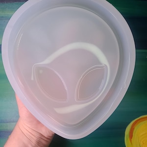 XL Alien Head Tray Mold Silicone Wall Art Alien mold resin art mold Premium silicone UFO resin mold Big alien shiny mold Clear Mold UV mold