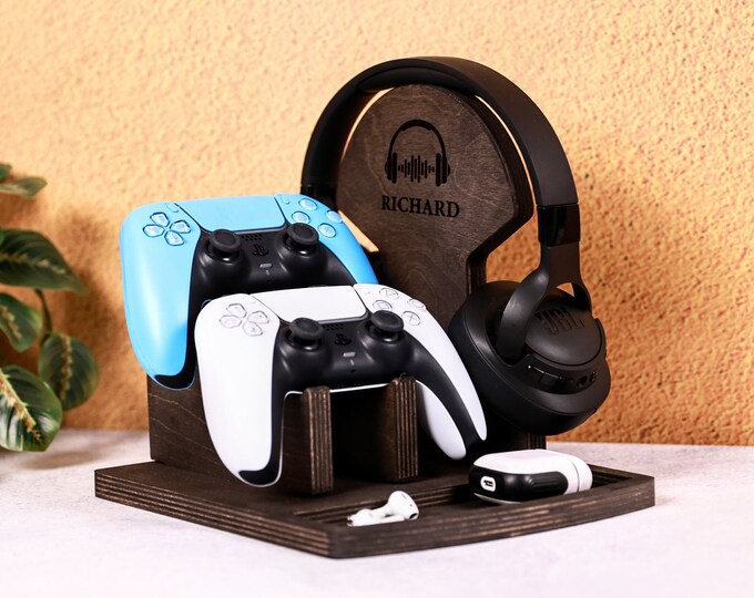 Personalized Controller Stand - Joystick Holder - Gaming Stand - Gift for Him - Wooden Game Controller Stand - Gamer Gift - Teen Boy Gift