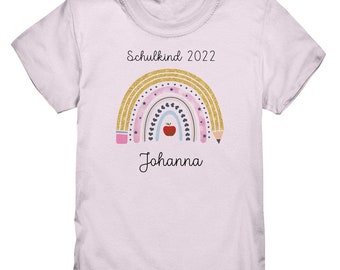 T-Shirt Rainbow for school enrollment with name