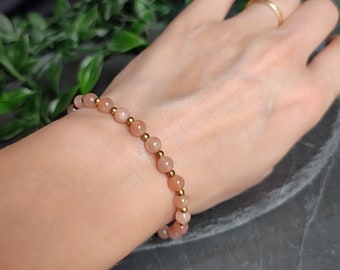 Sunstone gemstone beaded bracelet for men and women, Natural gemstone jewelry, Crystals bracelet