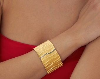 Handmade Bracelet Cuff with Diamond, 24 K Gold and 925 Silver, Authentic Handmade Handcuff