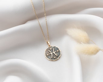 Colgante de moneda de pez Piscis de doble cara en oro de 14 quilates, dije del zodiaco, collar celestial