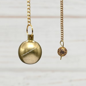 Metal Pendulum Divination Tools for Energy Healing, Openable Ball Steel Golden Dowsing Pendulum, Metaphysical Gift (Free Velvet Pouch)