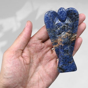 Sodalite Guardian Palm Angels Statue, Healing Crystal Hand Carved Pocket Angel Figurines for Home Office Table Decor (Free Velvet Pouch)