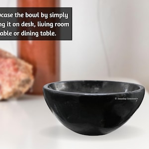 Cuenco de cristal de turmalina negra: cuenco para ofrendas de altar hecho a mano