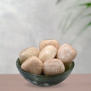 Cream Moonstone Tumbled Polished Stones, Natural Gemstones, Protection Crystal, Wholesale Crystals and Stone for DIY (Free Velvet Pouch)
