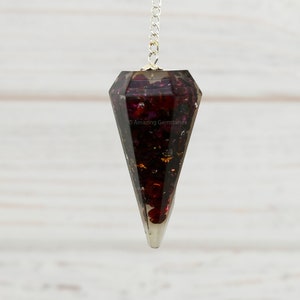 Garnet Orgonite Crystal Dowsing Pendulum Pendant Necklace, Divination Pendulum, Healing Crystal and Stone, Gifts for Her (Free Velvet Pouch)