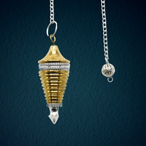 Metal Pendulum Divination Tools for Energy Healing, Openable Hard Coil with Gear Plates Dowsing Pendulum, Gifts for Her (Free Velvet Pouch)