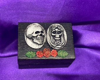 gothic cameo distressed skull & roses red black gold ring box proposal ring bearer wedding halloween witch alternative  wedding