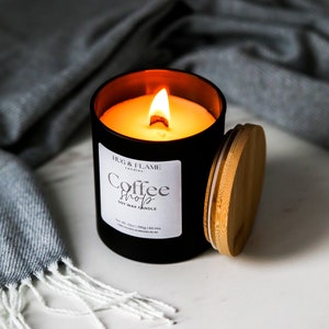 Coffee Shop Scented Candle | Wooden wick| Soy Wax | Candle Lover Gift