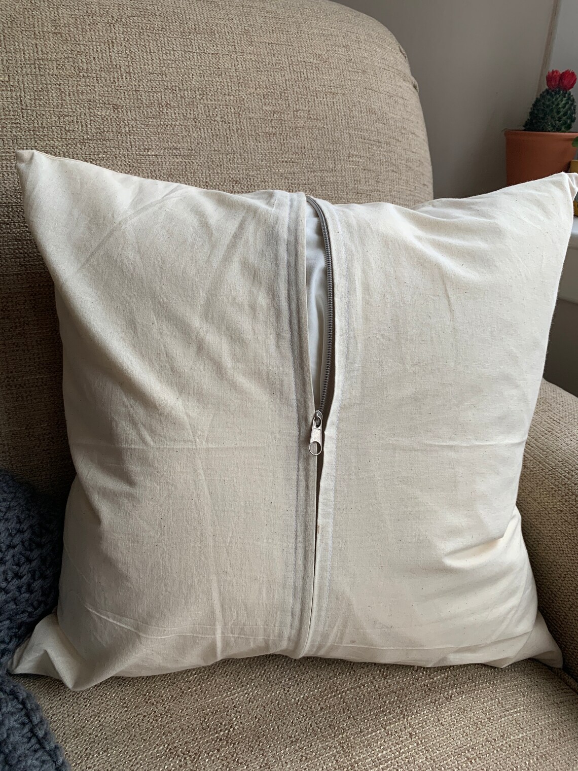 HandPainted Cushion Cover Ethically Made In Sri Lanka Etsy.de