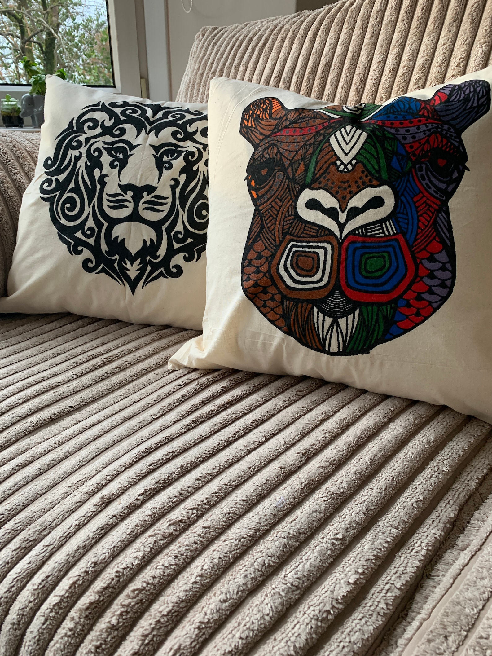 HandPainted Cushion Cover Ethically Made In Sri Lanka Etsy.de