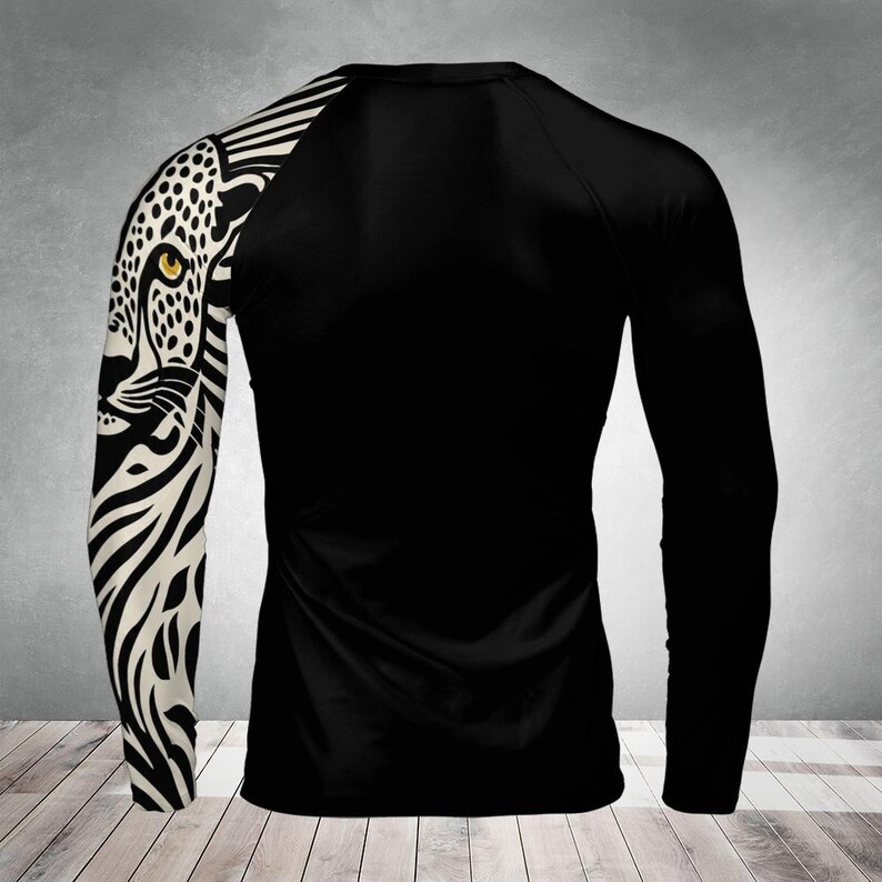 Jaguar Sleeve Rash Guard | BJJ, MMA, Surf Athletic Top (UV Protection ...