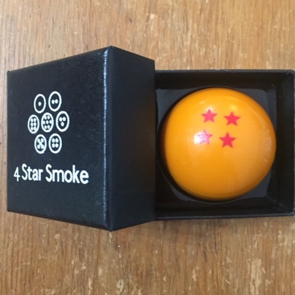 Dragon Balls DBZ kruidenmolen/ 3-delige grinder van 4 Star Smoke met zwarte geschenkdoos
