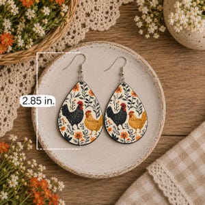 Chicken Earrings, Cute Chicken Accessories, Farm Dangle Earrings, Country Gift, Gifts for Her, Hypoallergenic Earrings, Farm Life, Chic Bild 2