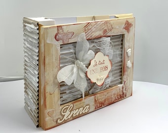 Coffret de naissance tons naturel couleur blanc et kraft original avec album et boites bracelet et dent