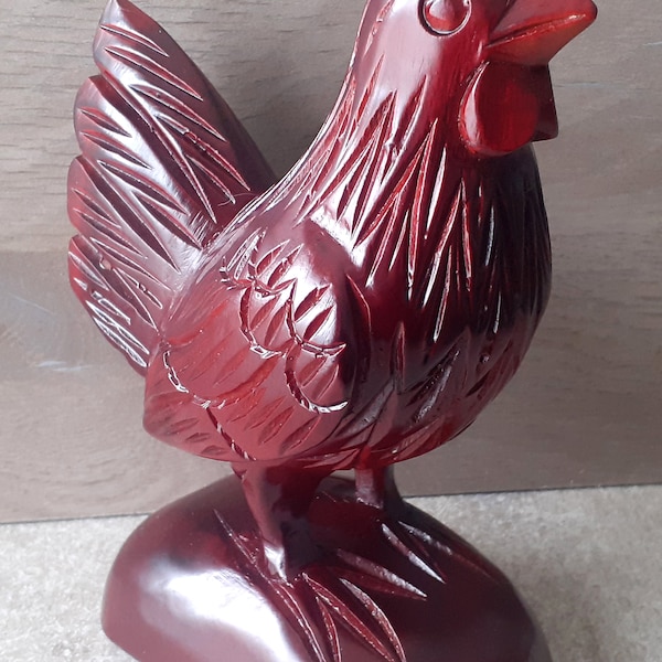 figurine du coq en bois massif peint