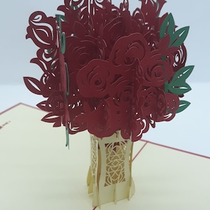 carte pop up d un bouquet de rose dans un vase votre message offert