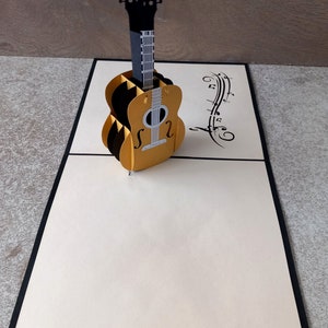 carte pop up guitare avec votre message offert